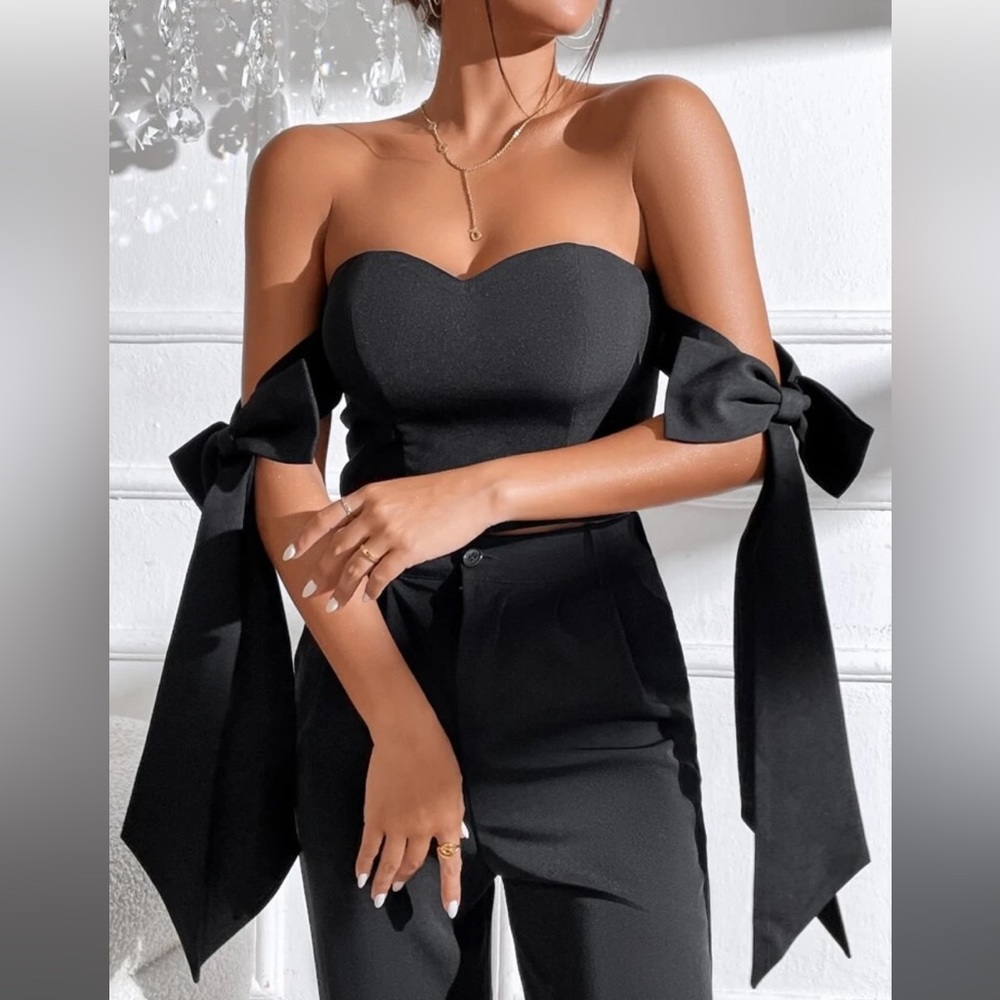SHEIN Bow Bustier Crop Top
